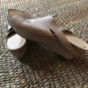 Tsubo wedge platform sandal slides